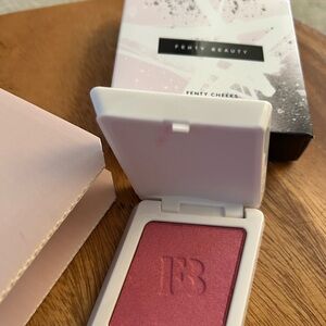 NIB★Fenty Beauty Cheeks Suede Powder Blush Tutu Turnt